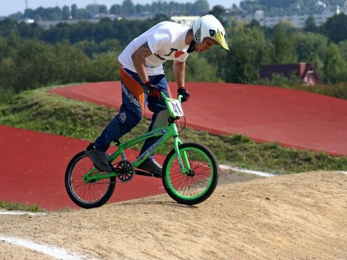 BMX w Lublinie: Zawody na torze rowerowym (zdjęcia, wideo)