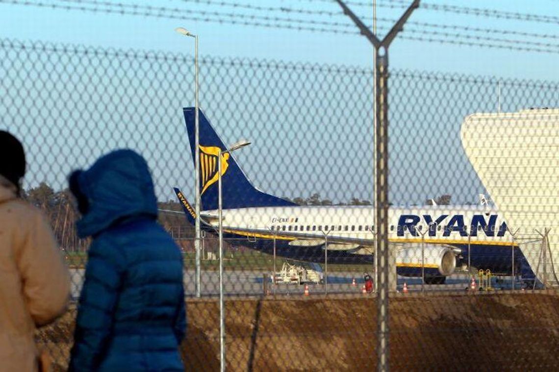 Boeing długo krążył nad lotniskiem Lublin Boeing długo krążył nad lotniskiem Lublin