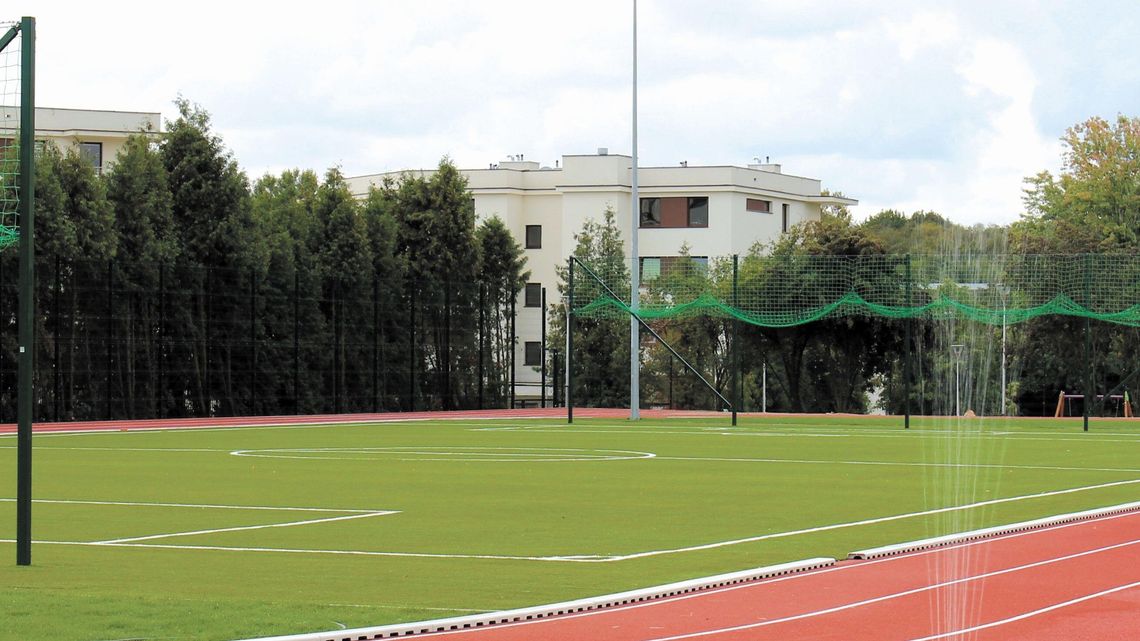 Boisko dla Gołębia coraz droższe