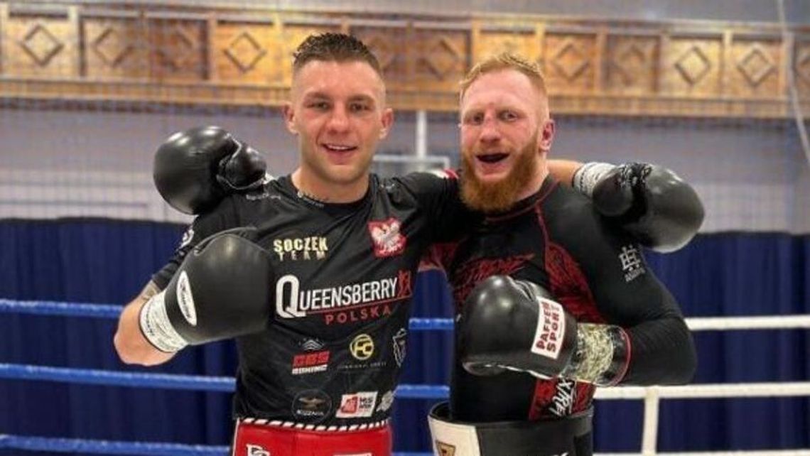 Boks. Kajetan Kalinowski pewnie pokonał Łukasza Staniocha i wywalczył dwa pasy mistrzowskie