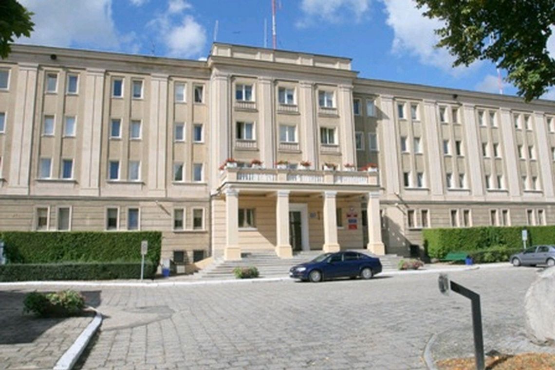 \"Bomba w budynku KWP Lublin\". Policja dostała anonimowego maila \"Bomba w budynku KWP Lublin\". Policja dostała anonimowego maila