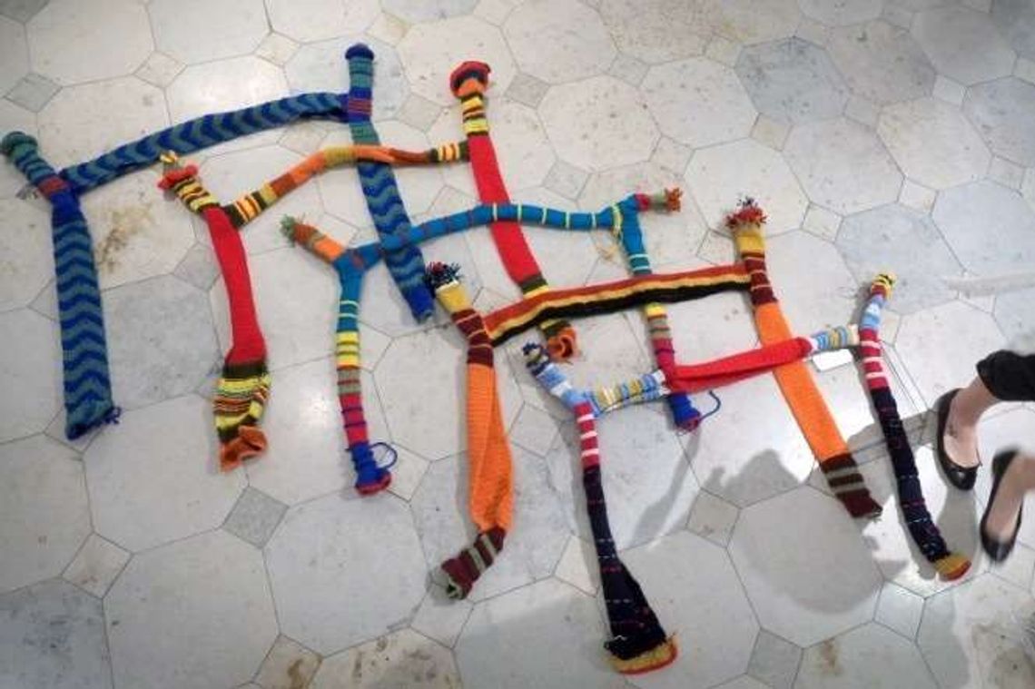 "Bombardowanie Włóczką": Ubiorą w sweterki rowerowe stojaki