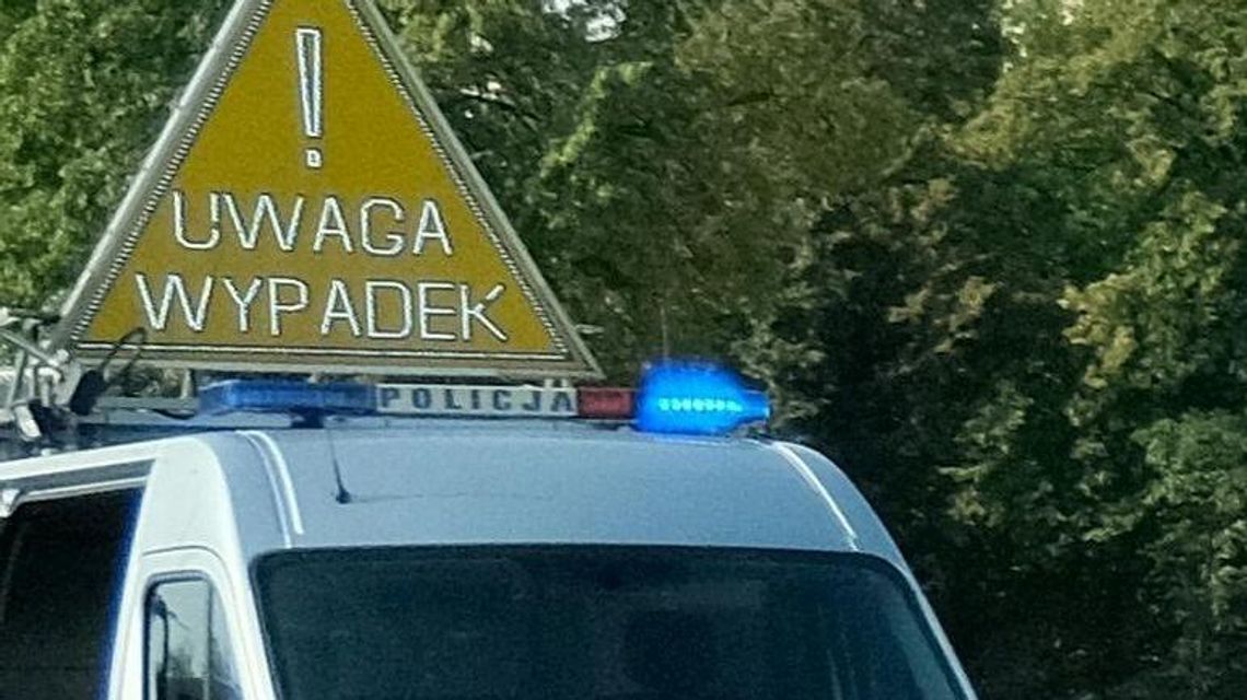 Borownica: Wypadek na DK 19. Samochód wypadł z drogi
