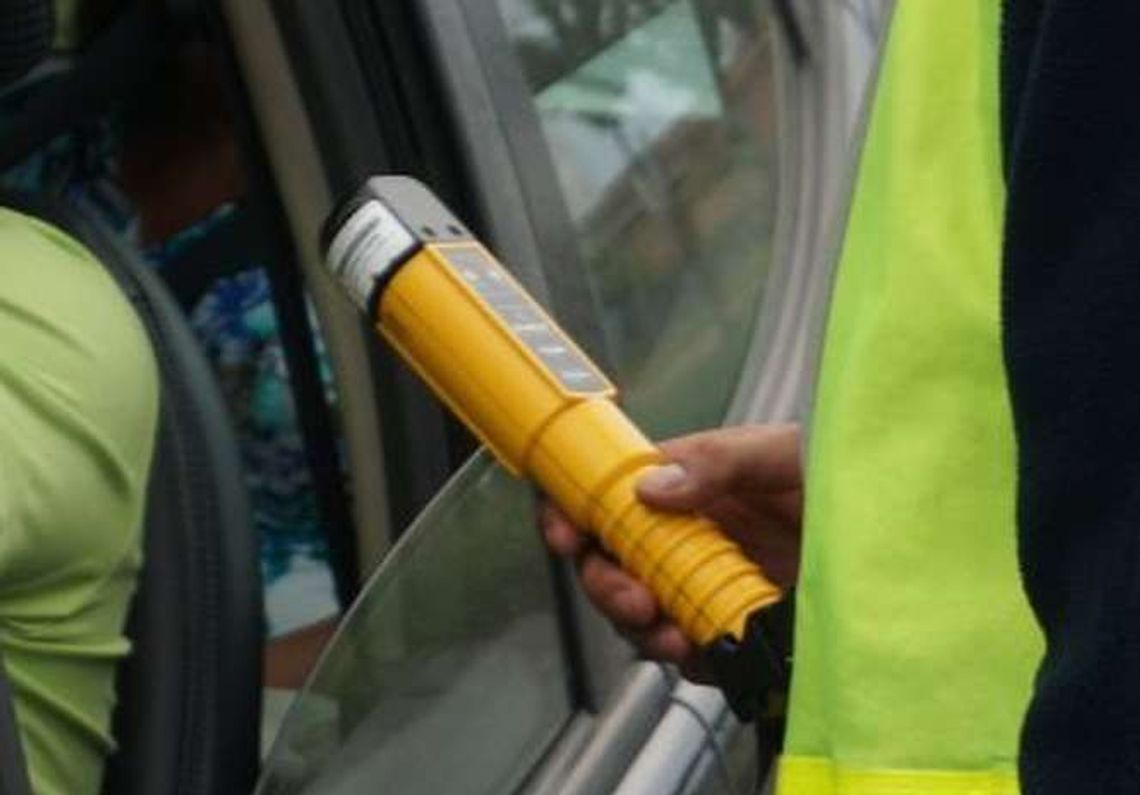 Borzechów: Policjant zatrzymał pijanego kierowcę