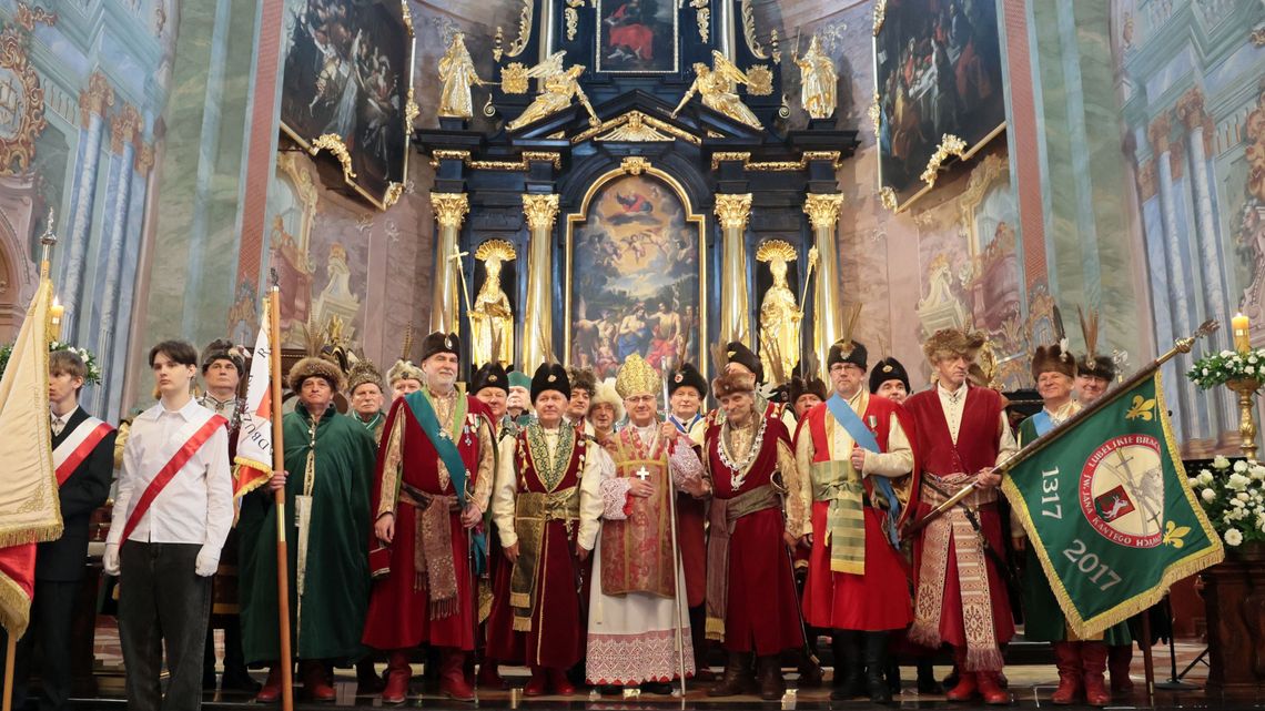 Bractwo Kurkowe świętuje jubileusz i wita nowych członków Bractwo Kurkowe świętuje jubileusz i wita nowych członków