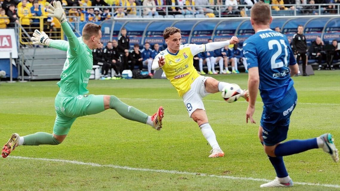 Bradly van Hoeven też zostaje w Motorze