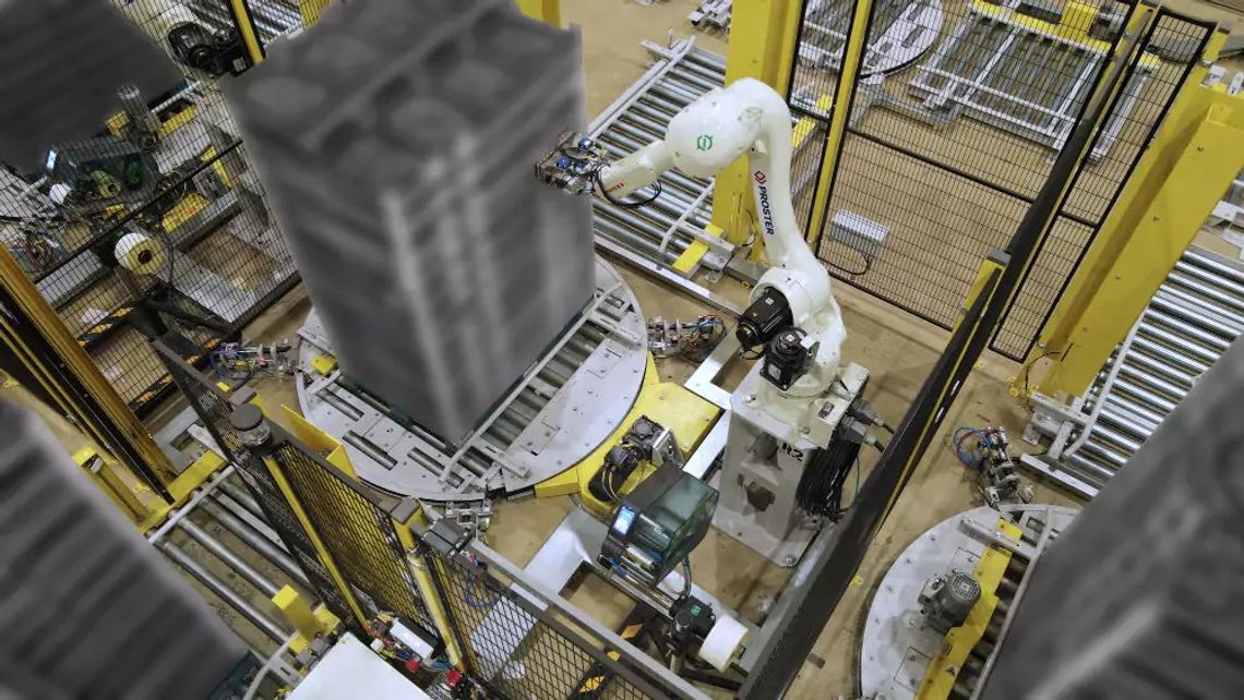 Brak specjalistów od montażu? 3 błędy, które gwarantują przestoje na Twojej nowej linii produkcyjnej