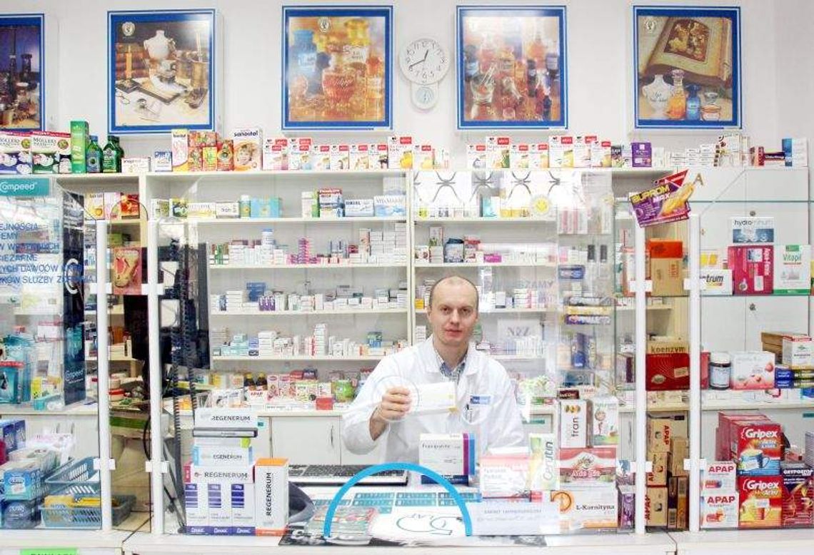 Brakuje leków w aptekach. Zamiast do pacjentów trafiają za granicę