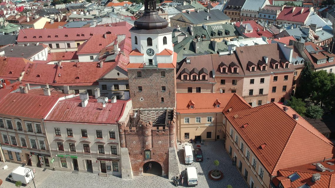 Brama Krakowska zamknięta dla przechodniów Brama Krakowska zamknięta dla przechodniów