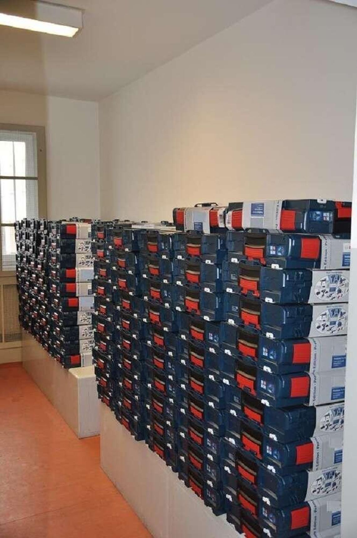 "Brawurowa i profesjonalna" akcja policji. Firma dziękuje za odzyskanie skradzionego towaru