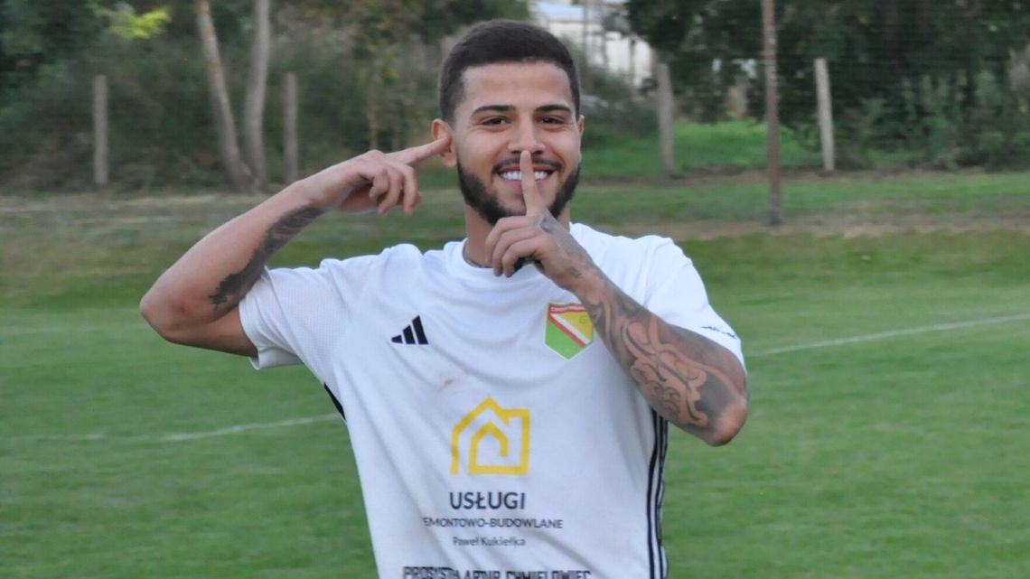 Brazylijski napastnik pomaga Grafowi Chodywańce w sukcesach w zamojskiej klasie okręgowej Brazylijski napastnik pomaga Grafowi Chodywańce w sukcesach w zamojskiej klasie okręgowej