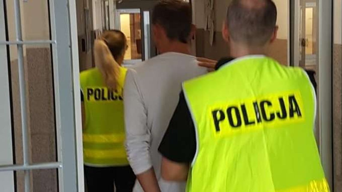 Brutalny napad w Piaskach. Bili go pałkami po całym ciele