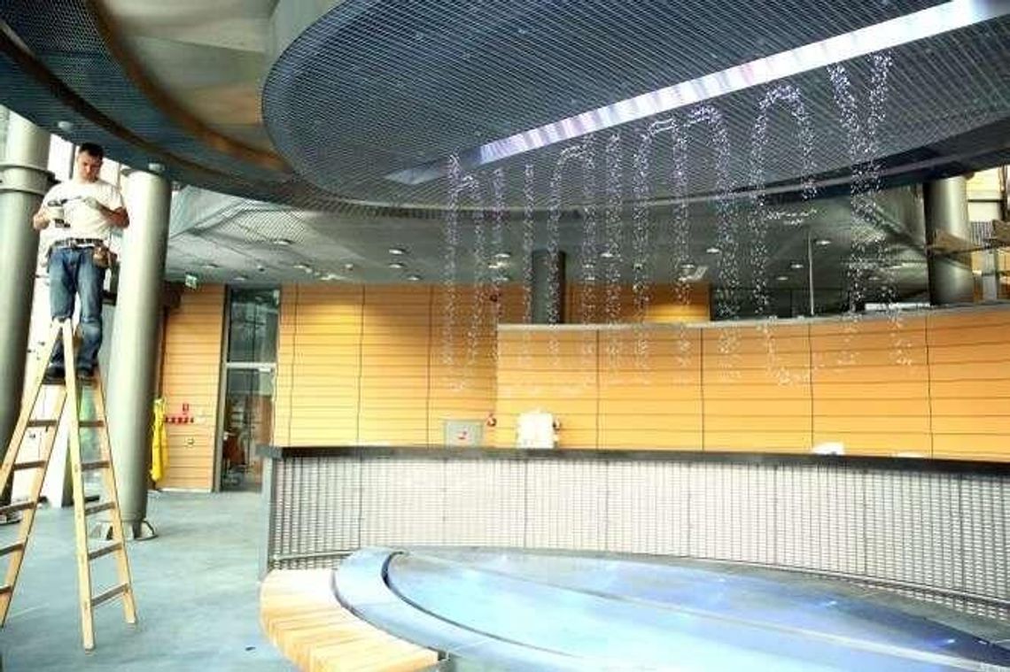 Budowa LCK i nowej siedziby Urzędu Marszałkowskiego zakończona. Zobacz niezwykłą fontannę