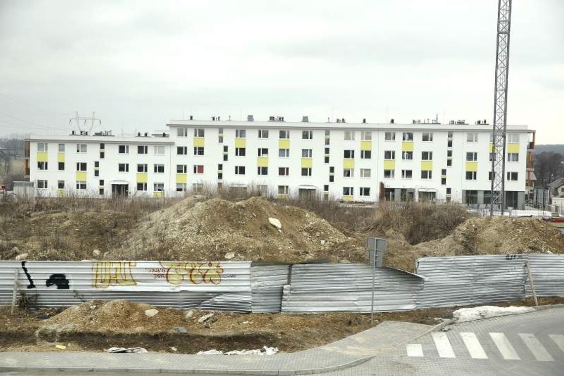 Budowa os. Marina wstrzymana. Wykonawca czeka na pieniądze