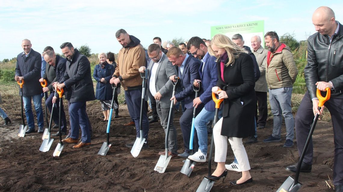 Budują most. Są pomysły na nazwy od prawicy i Koalicji Obywatelskiej 