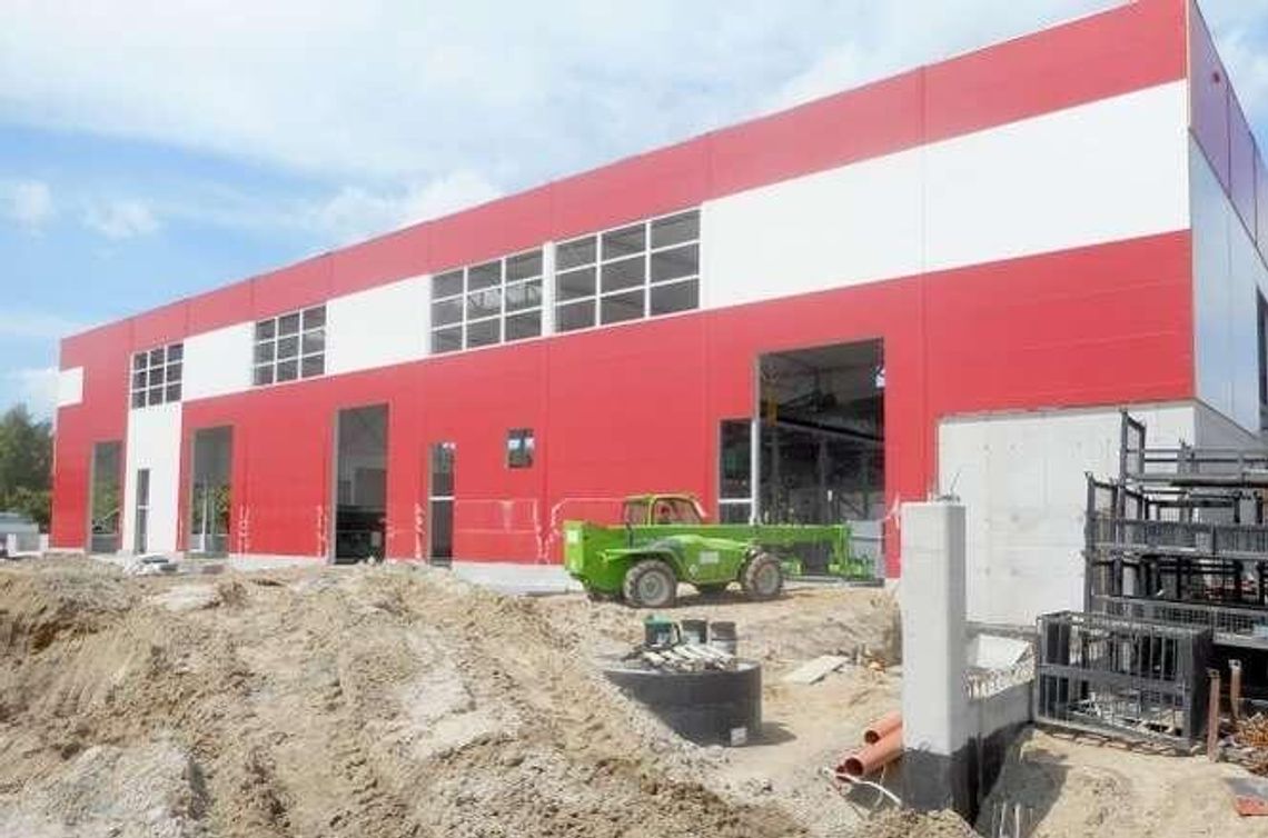 Budują sortownię śmieci w Rokitnie. Ruszy jesienią?