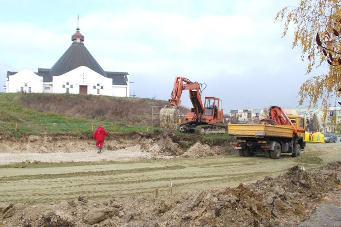 Budują ul. Szarych Szeregów w Chełmie