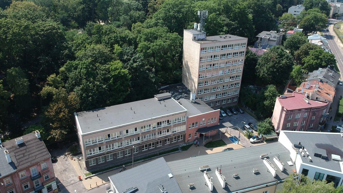 Budynek urzędu miasta do rozbiórki