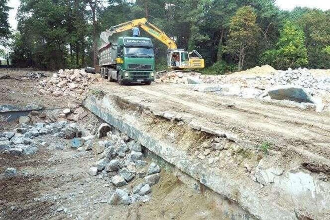 Budżet Świdnika w 2017: miasto wyda pieniądze na baseny i korty tenisowe