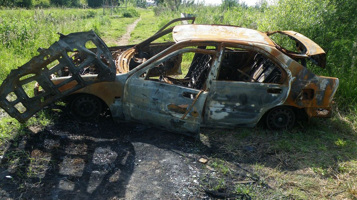 Budzisz się rano, a samochód spalony. Bo on się nudził