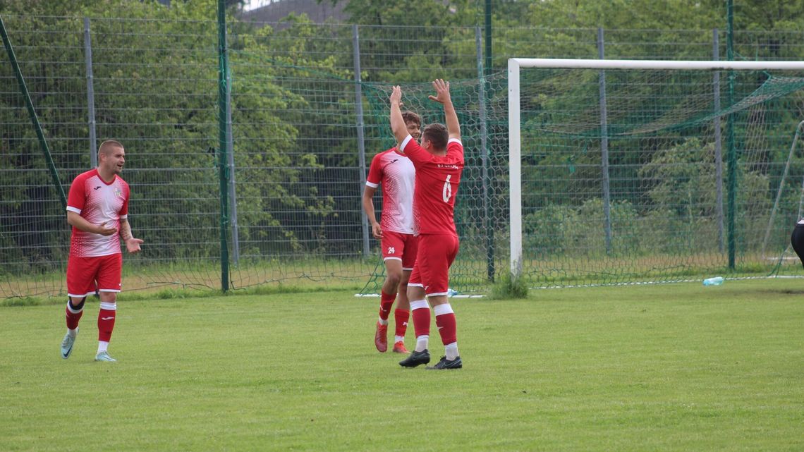 Bug Hanna czy Grom Kąkolewnica? Wiemy który z tych zespołów zagra w Hummel IV Lidze Bug Hanna czy Grom Kąkolewnica? Wiemy który z tych zespołów zagra w Hummel IV Lidze