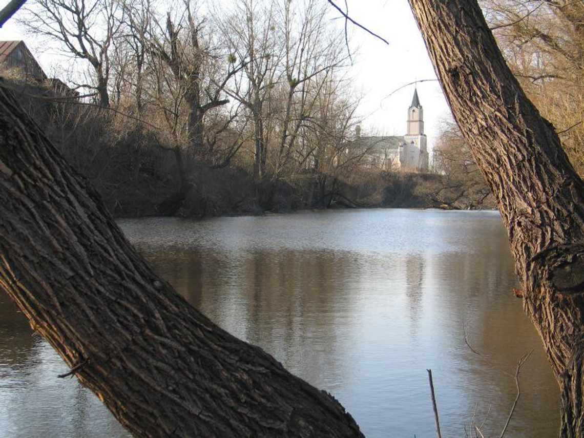 Bug odbiera ziemię w Kryłowie