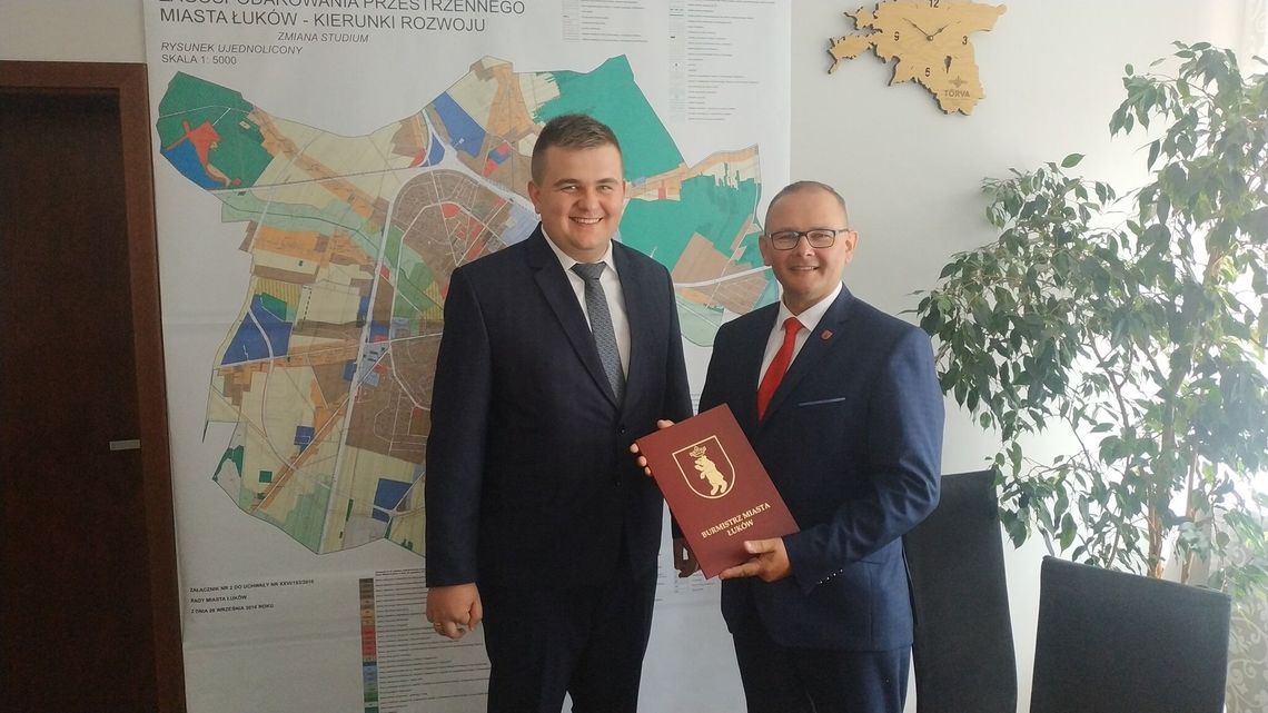 Burmistrz Łukowa powołał swojego zastępcę. To jeden z miejskich radnych Burmistrz Łukowa powołał swojego zastępcę. To jeden z miejskich radnych