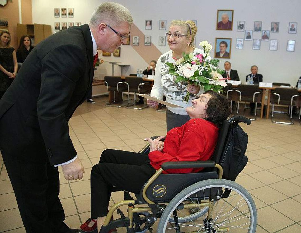 Burmistrz Świdnika przyznał nagrody artystom Burmistrz Świdnika przyznał nagrody artystom