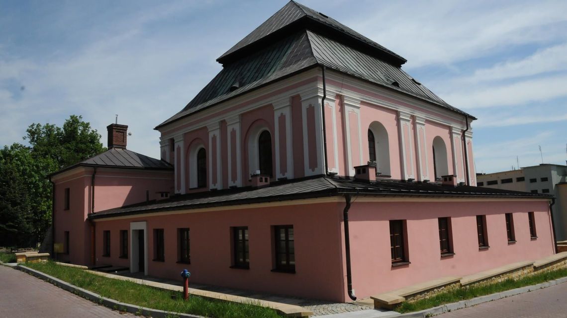 Burmistrz szuka dyrektora. Jest wakat, jest nabór. Burmistrz szuka dyrektora. Jest wakat, jest nabór.