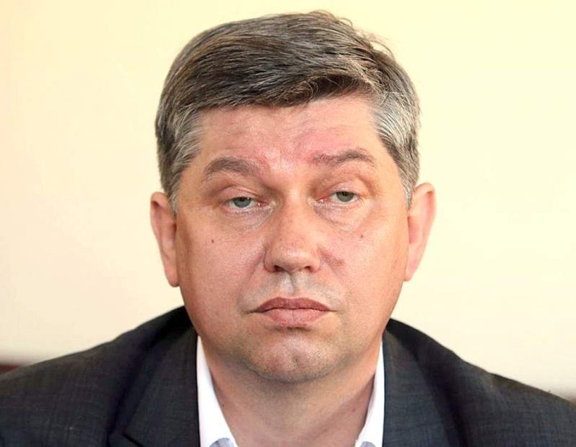 Burmistrz zwolnił dyrektora, gdy ten czekał na wizytę lekarską