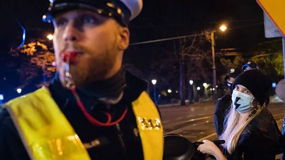 Burza wśród antyterrorystów. BOA użyło pałek przeciw kobietom