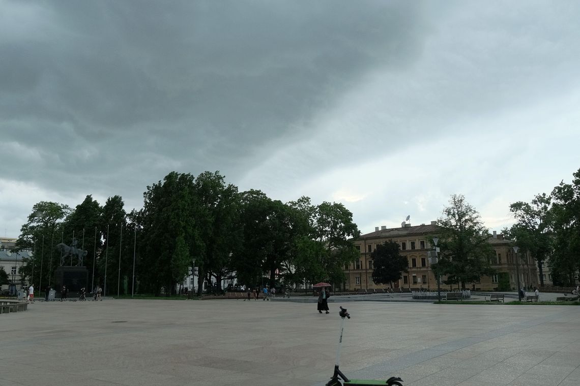 Burze i upały nie odpuszczają Burze i upały nie odpuszczają