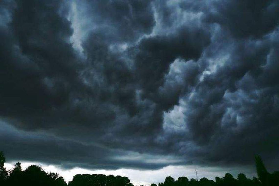 Burze z gradem w woj. lubelskim. Przybędzie wody w Wieprzu