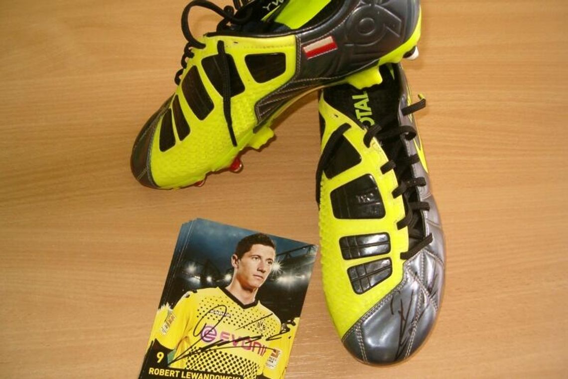 Buty Roberta Lewandowskiego na aukcji