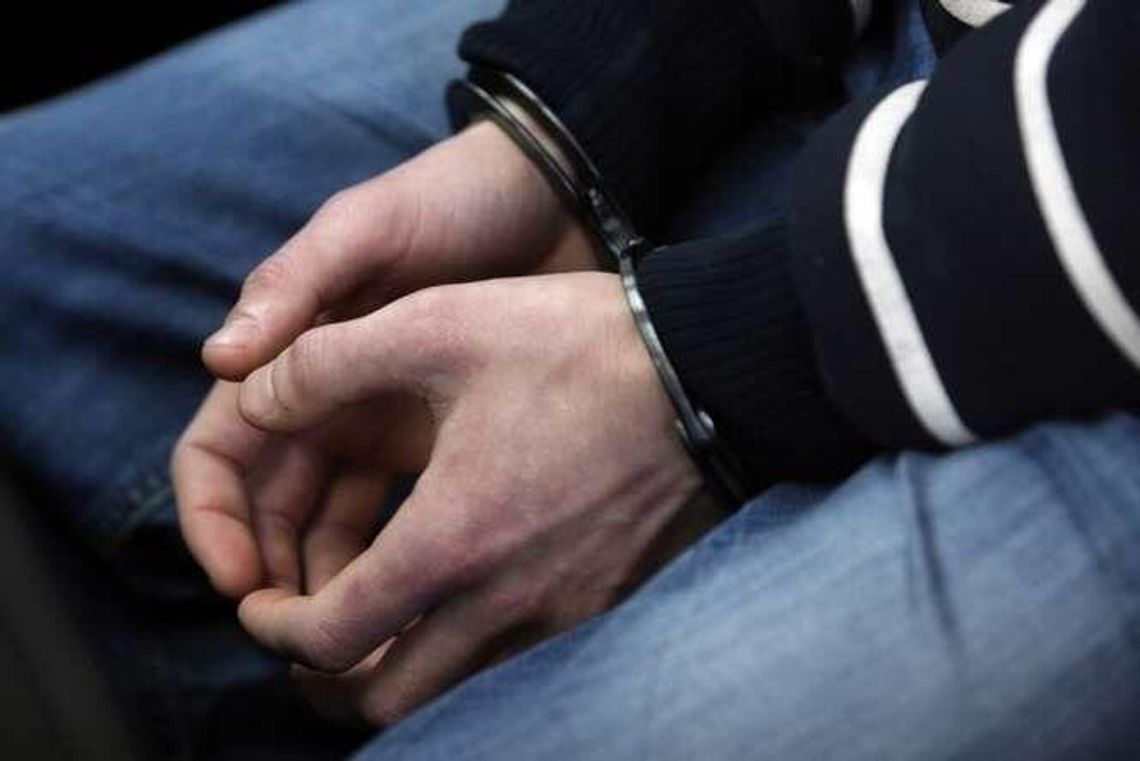 Bychawa: Wracał z dyskoteki, doszło do bójki. 20-latek skazany za atak "motylkiem"