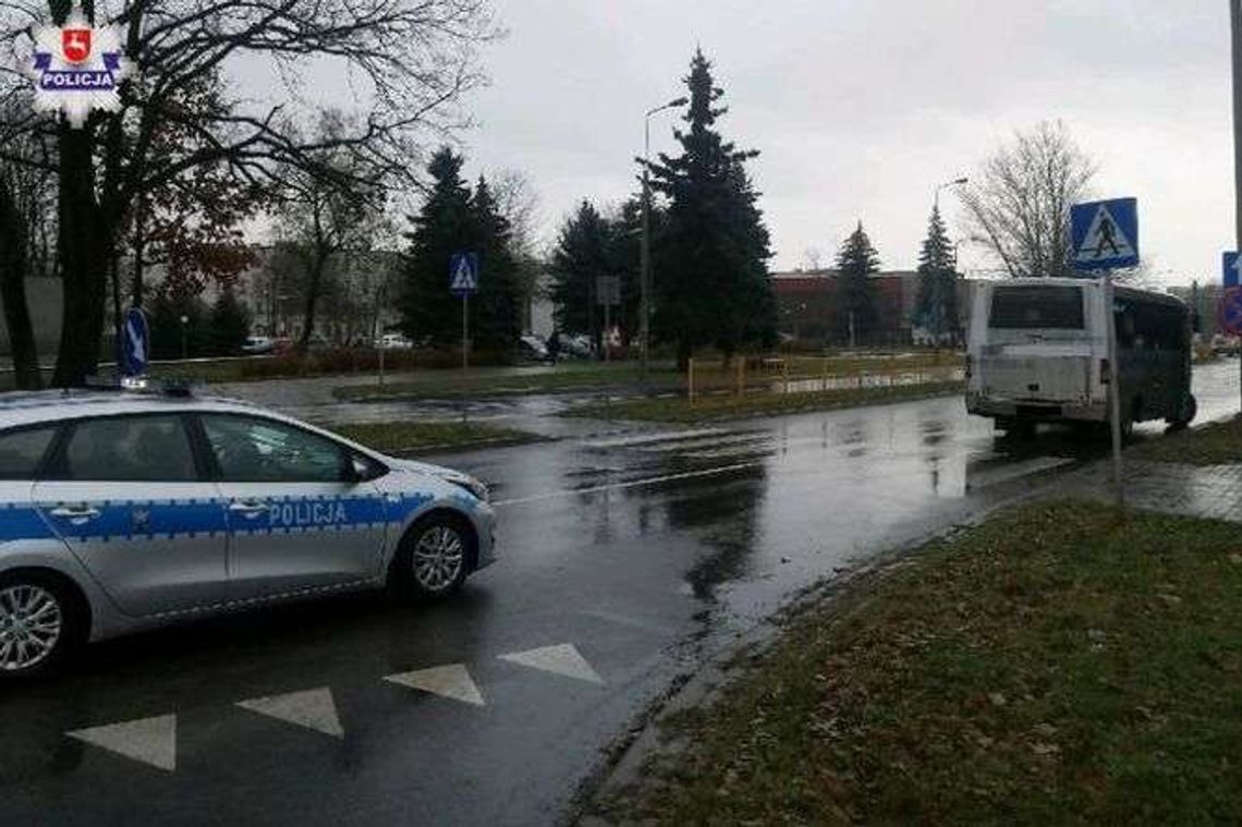 Był na przejściu, wjechał w niego bus. 46-latek w szpitalu