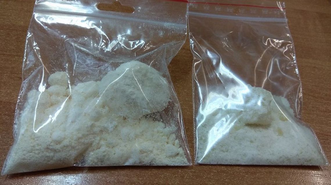 "Był nerwowy i pobudzony". 23-latek miał przy sobie amfetaminę i mefedron