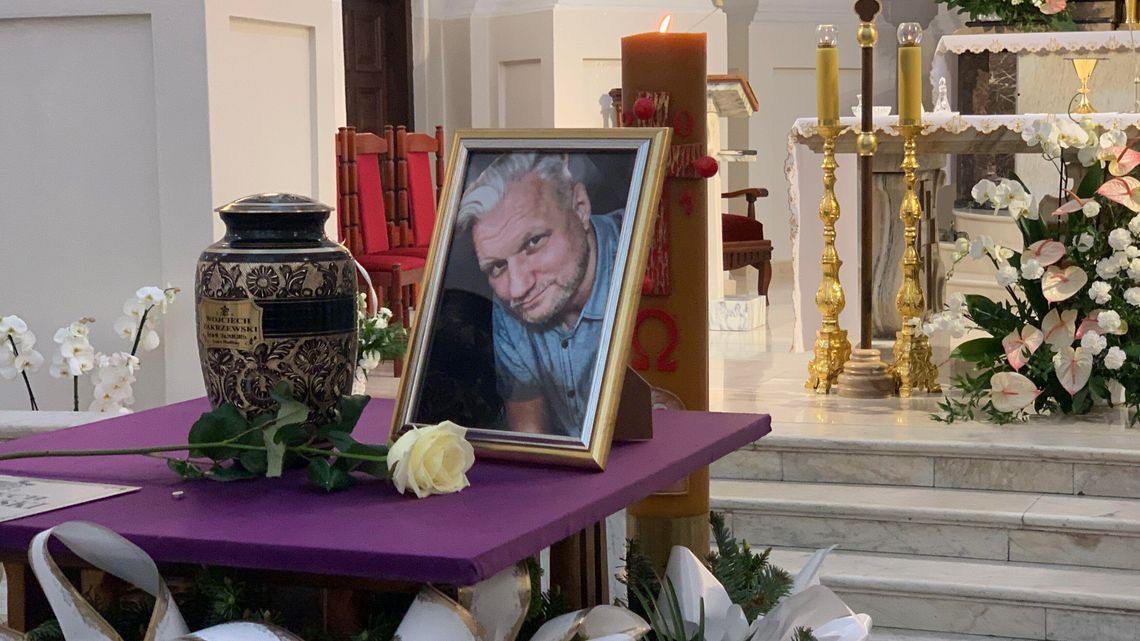 "Był oryginalnym, barwnym i ciekawym świata człowiekiem". Pożegnanie Wojtka Zakrzewskiego