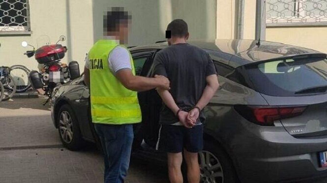 Był pijany i szarpał się ze swoim znajomym. Potem zaatakował go rozbitą butelką Był pijany i szarpał się ze swoim znajomym. Potem zaatakował go rozbitą butelką