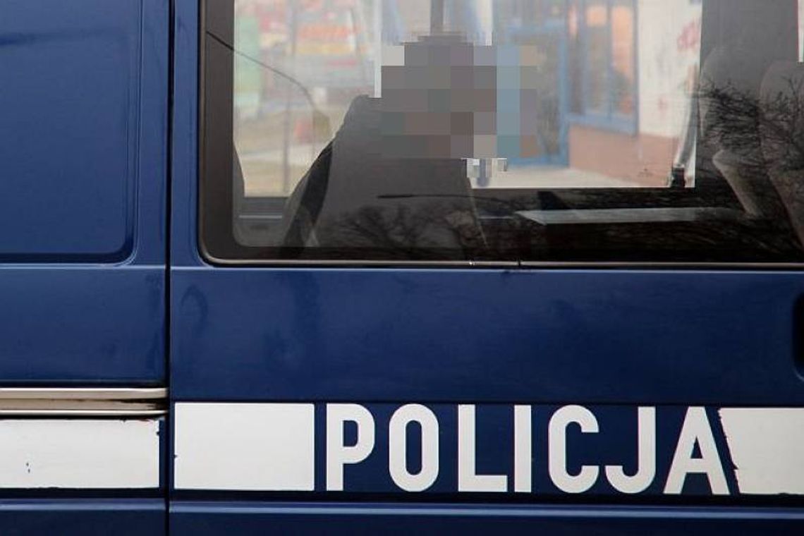Był poszukiwany przez policję. Wpadł, bo przekroczył prędkości