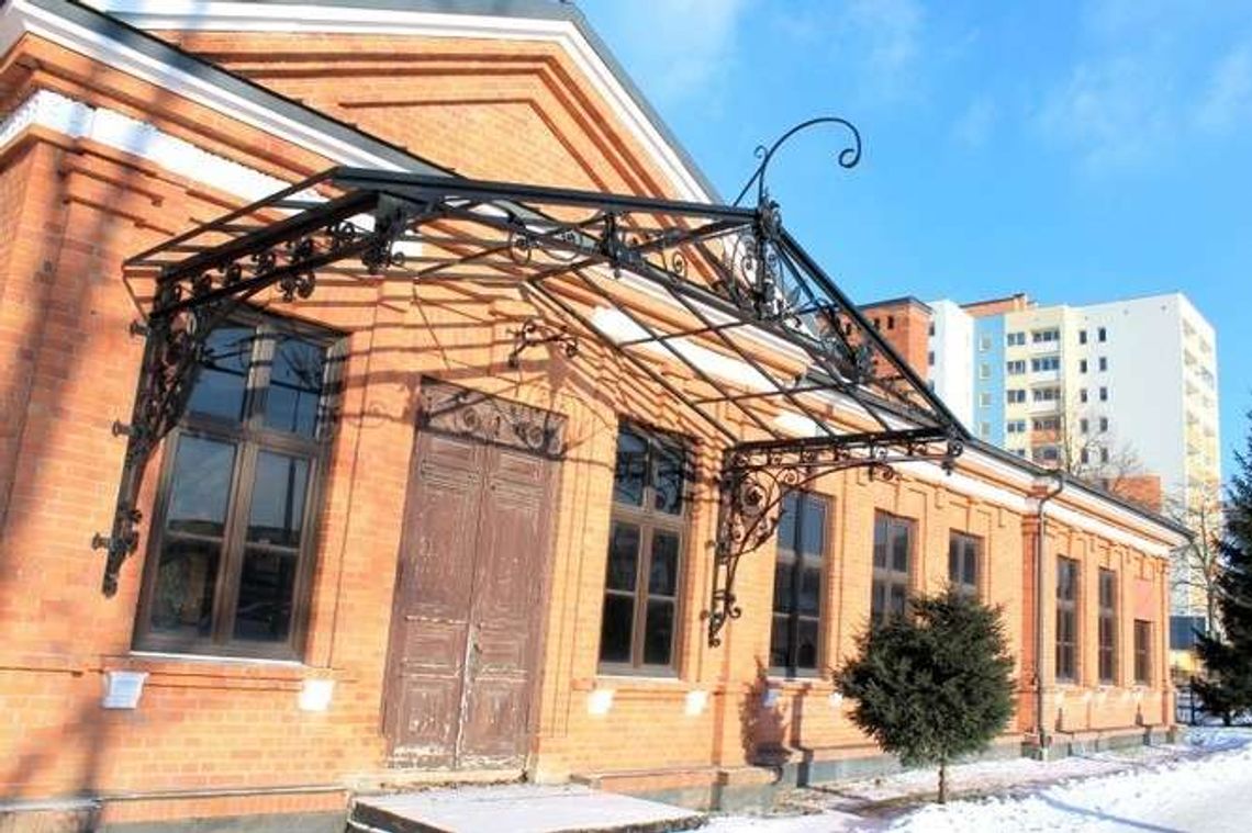 Byłe kasyno wojskowe w Puławach znów do wzięcia