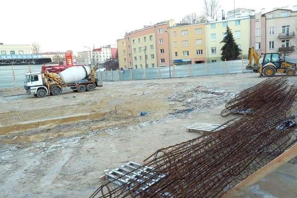 Było głośno, będzie kontrola. Radni sprawdzą umowy najmu Urzędu Miasta
