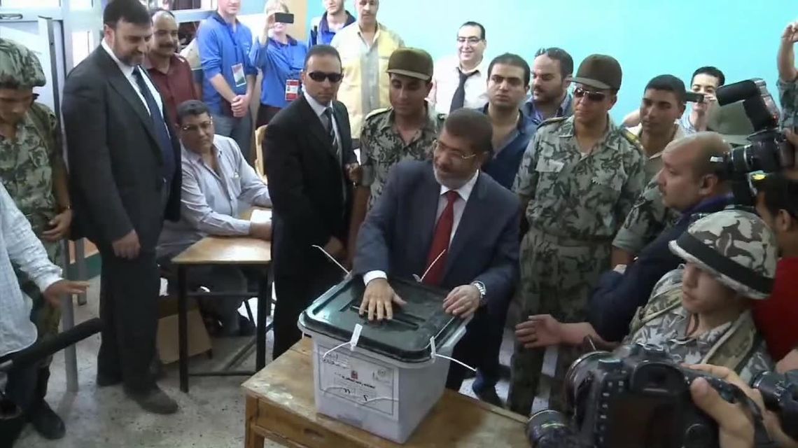 Były prezydent Egiptu Mohammed Mursi zmarł w sądzie Były prezydent Egiptu Mohammed Mursi zmarł w sądzie