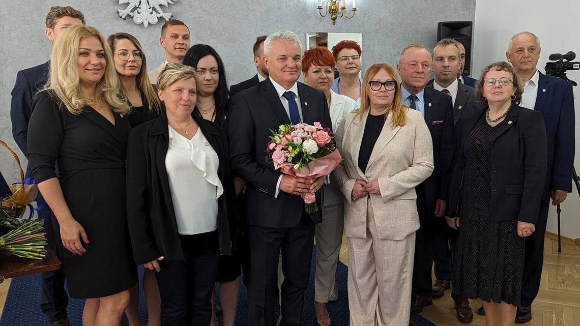 Bytniewski bierze wszystko. Mikusek szefem rady