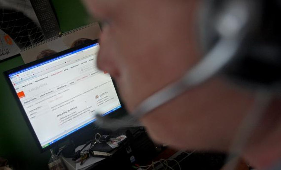 Call center Orange: Do łazienki za zgodą szefa. \"To może uderzać w godność człowieka\" Call center Orange: Do łazienki za zgodą szefa. \"To może uderzać w godność człowieka\"