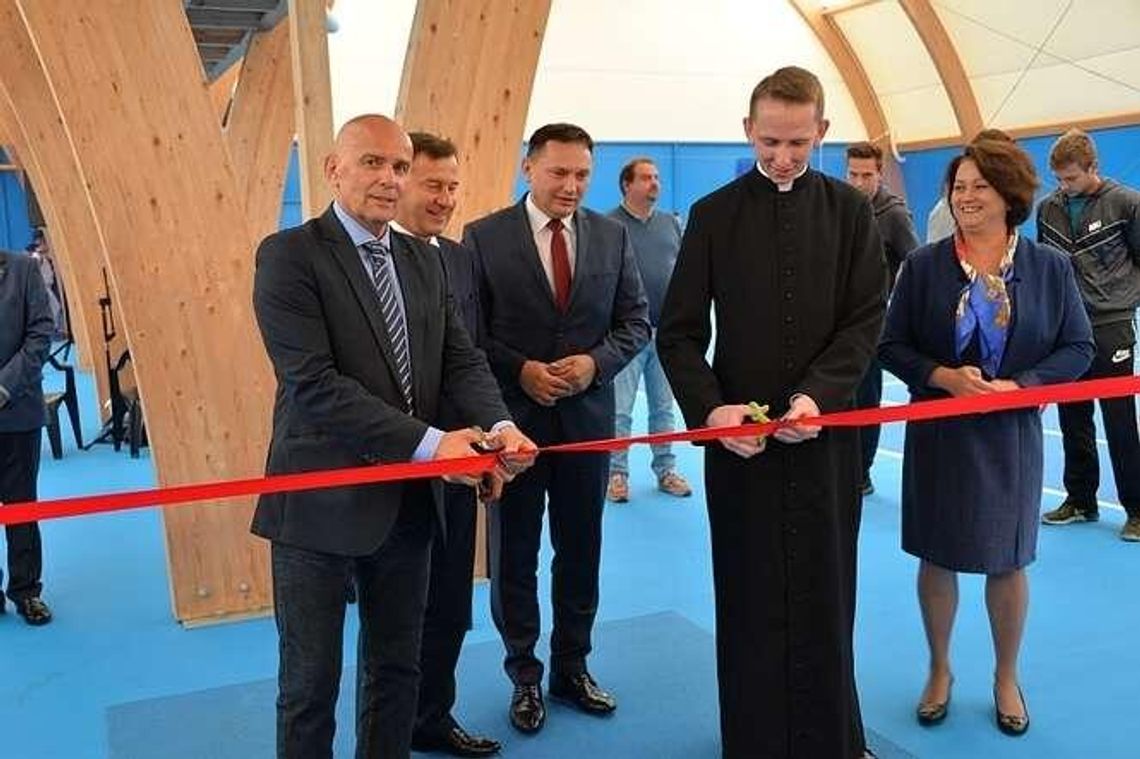 Całoroczne korty tenisowe już otwarte. Jedne z najnowocześniejszych w regionie