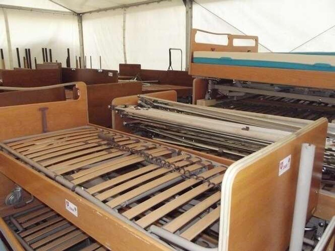 Caritas dostał ponad 60 łóżek od Szwajcarów Caritas dostał ponad 60 łóżek od Szwajcarów