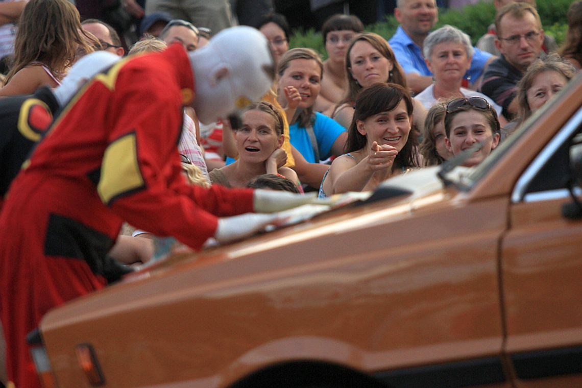 Carnaval Sztuk-Mistrzów (koniec) Carnaval Sztuk-Mistrzów (koniec)