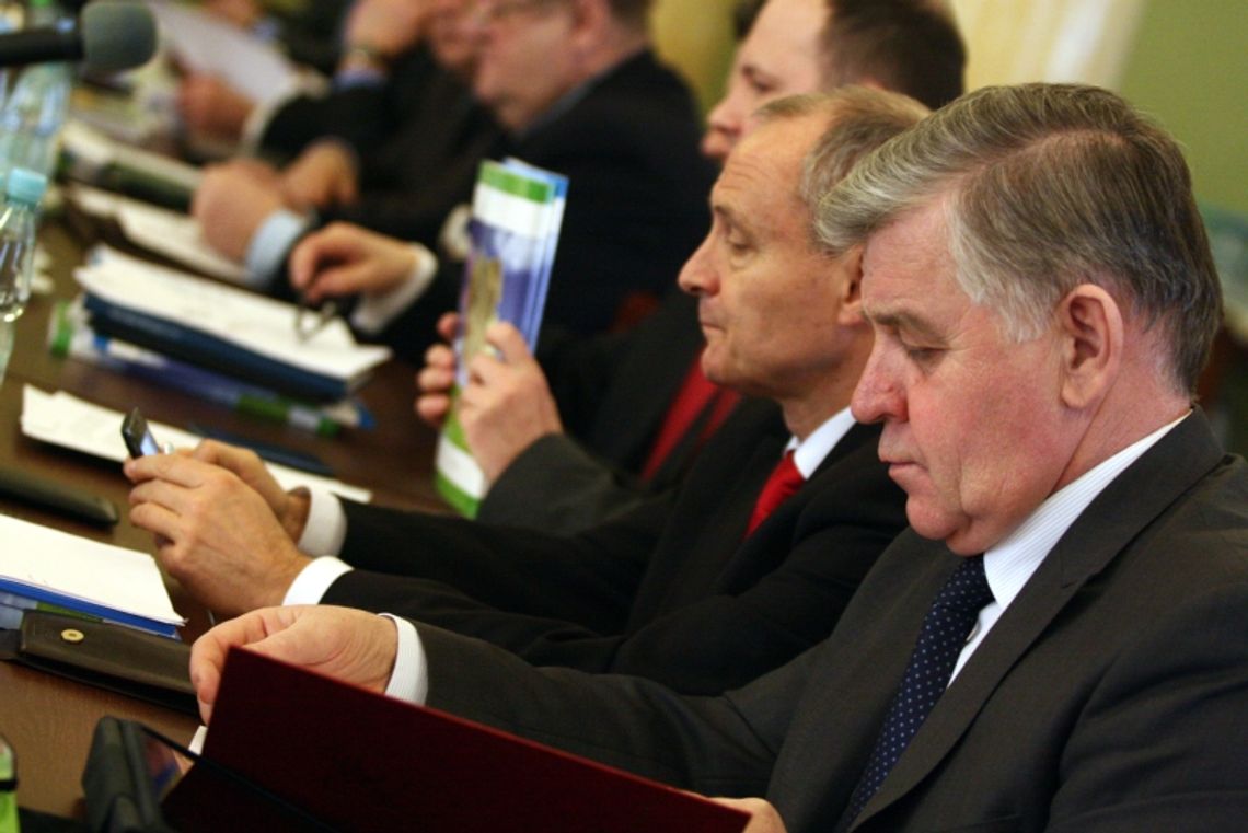 CBA domaga się odwołania wicemarszałka z PSL, wojewoda milczy CBA domaga się odwołania wicemarszałka z PSL, wojewoda milczy