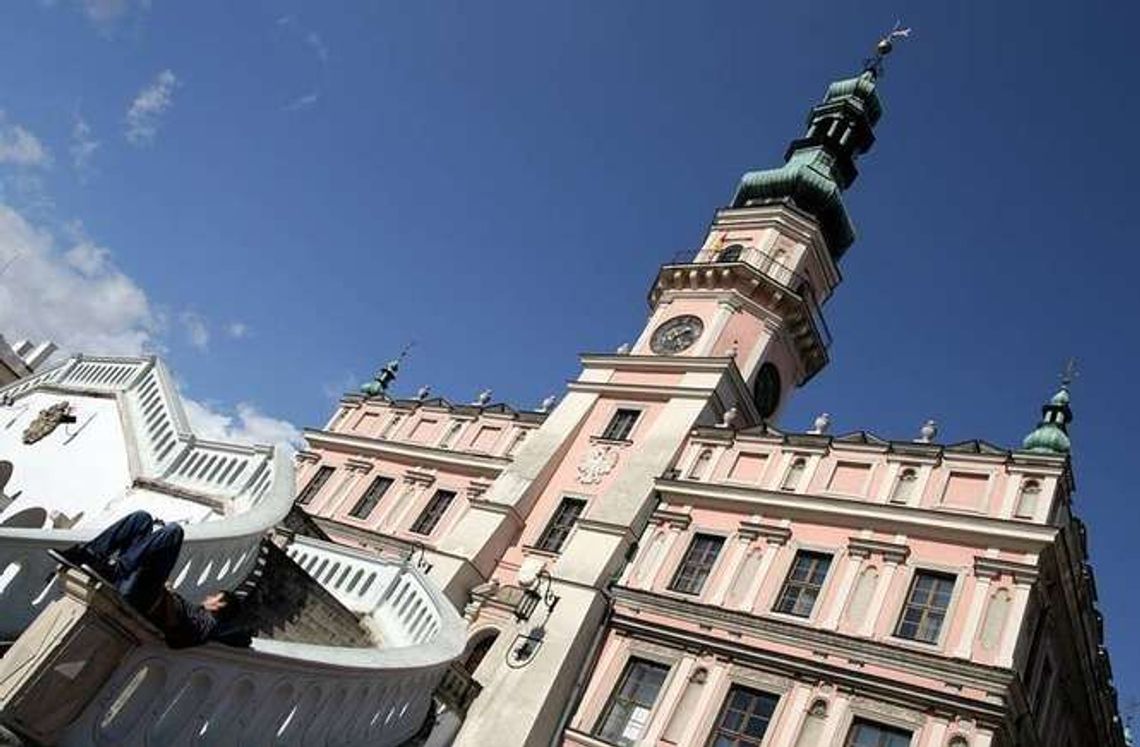 CBA w zamojskim Ratuszu. Pytają o doradców i asystentów